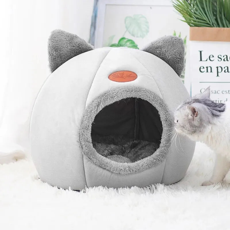 Comfortable Warm cat cave, Cozy Cat Head Cave