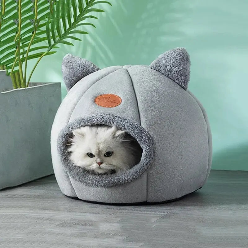 Comfortable Warm cat cave, Cozy Cat Head Cave